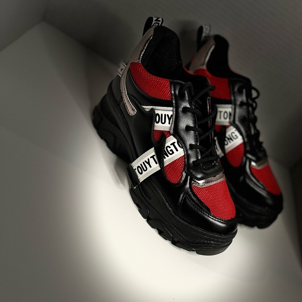 Chunky Sole Tennis Shoes